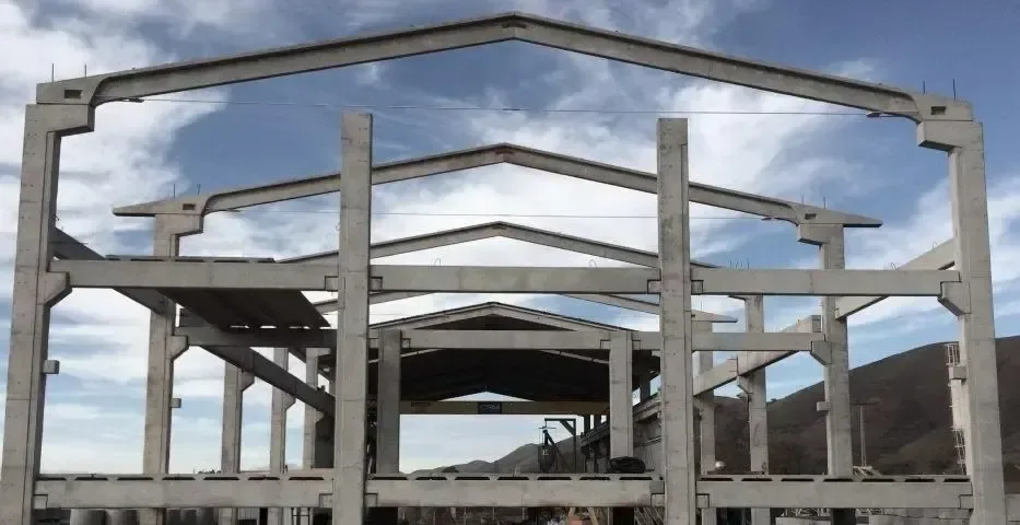 Obra de estrutura pré-moldada de concreto
